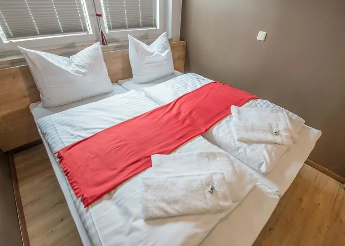 ماي هوستيل *