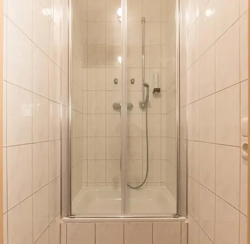 ماي هوستيل *