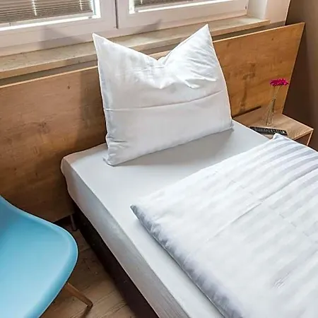 Hostel My *